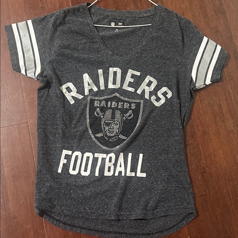 NFL Raiders Women's Short Sleeve Tee - gray and White